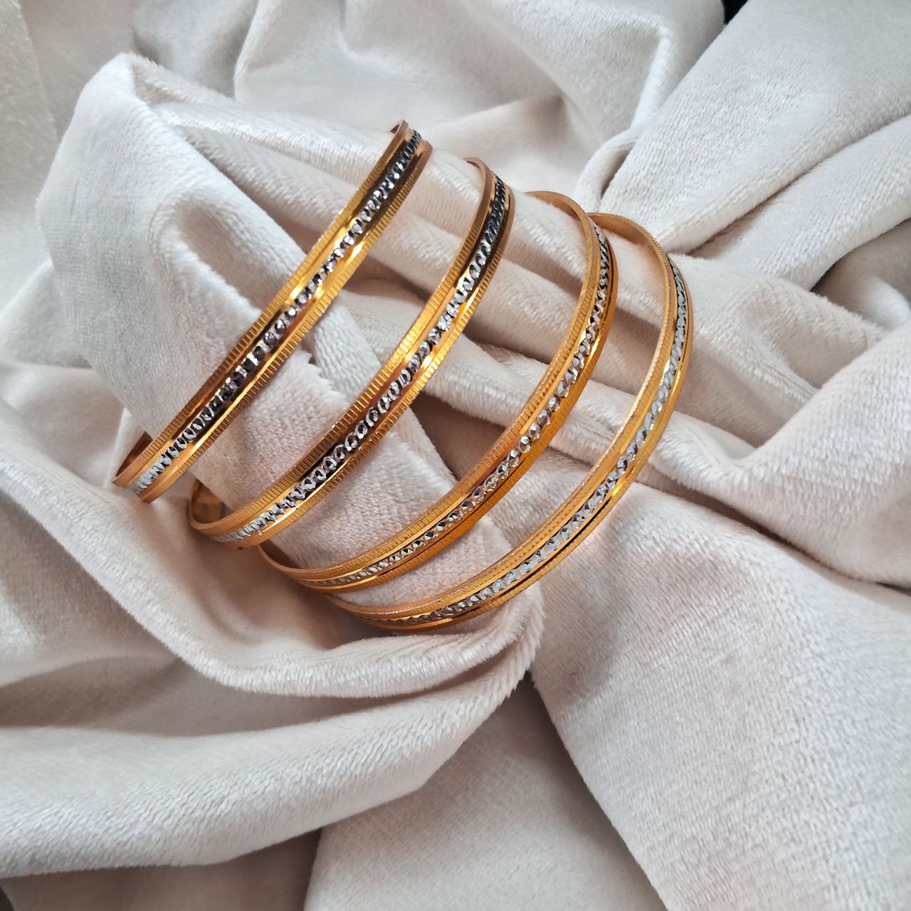 Bangle 02