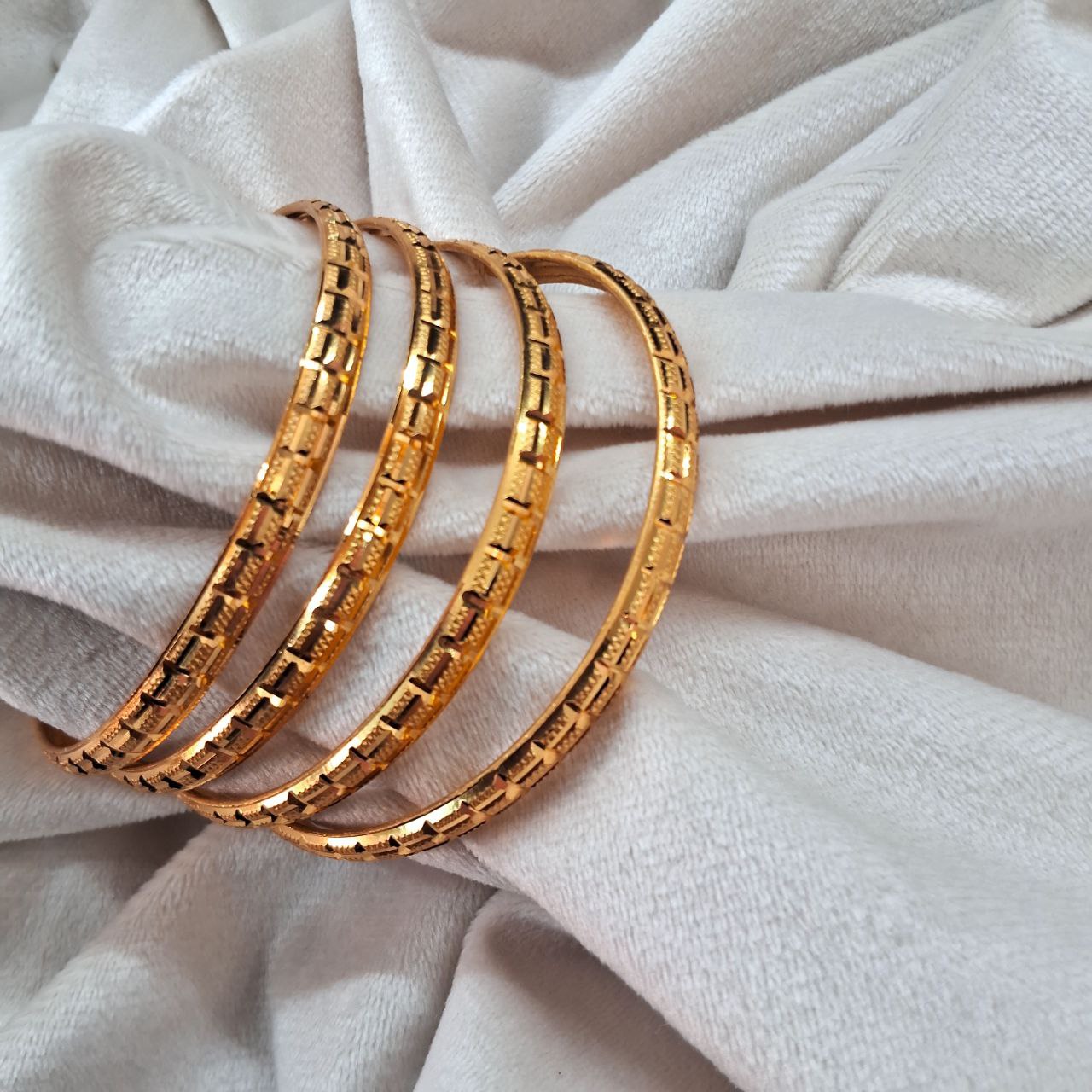Bangle 05
