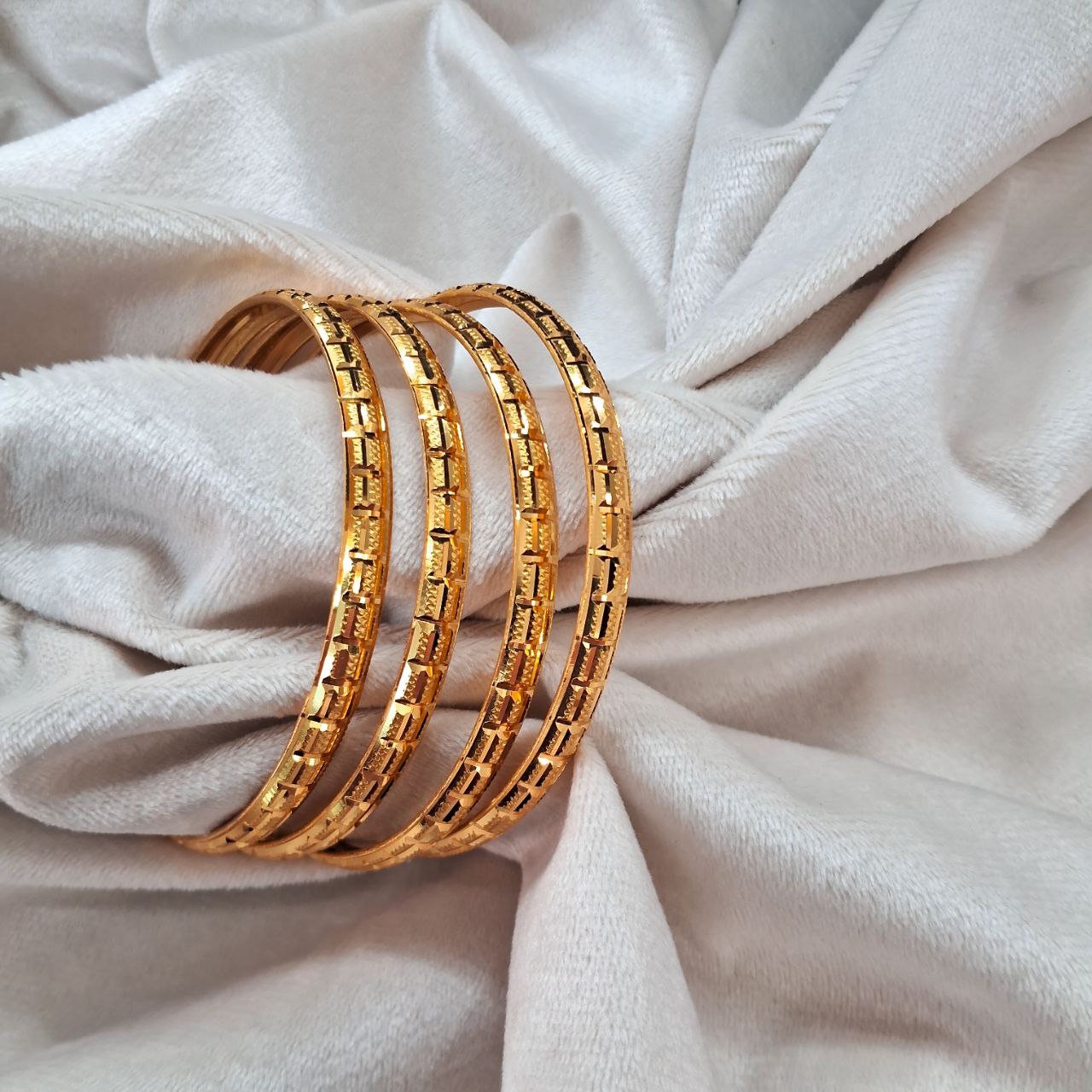 Bangle 09