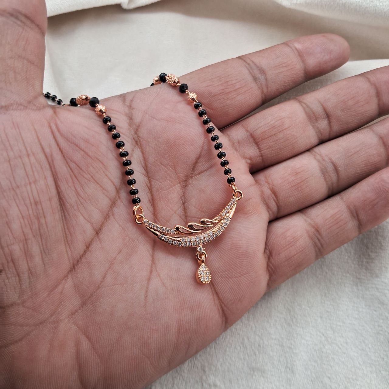 Gold Look Mangalsutra 01