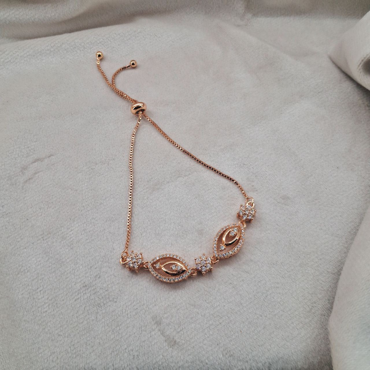 Gold Look Bracelet 04