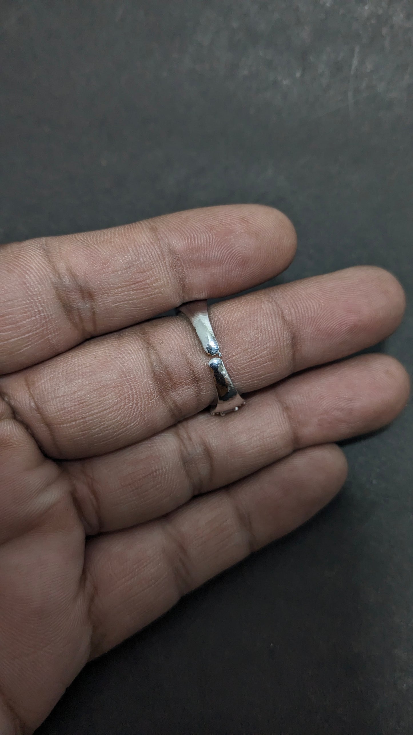 Ad Ring 68