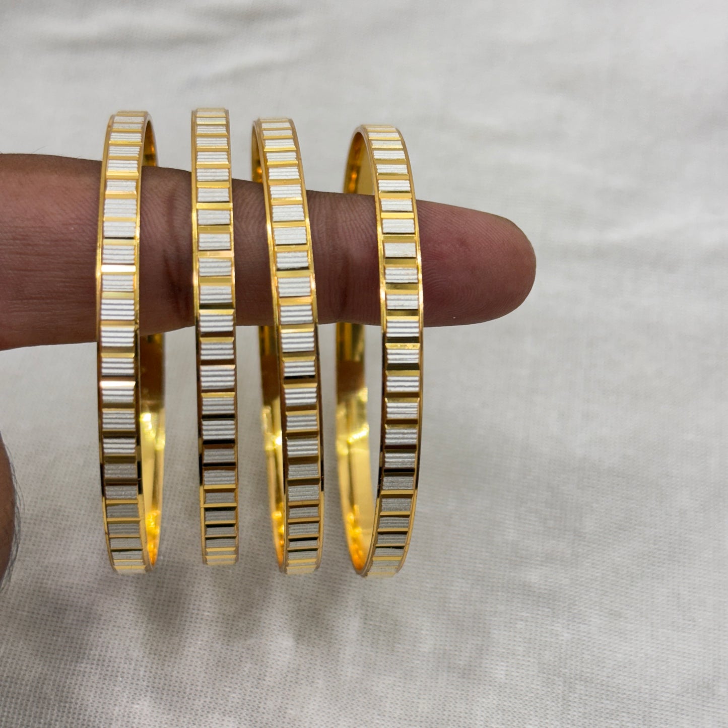 Bangle 16