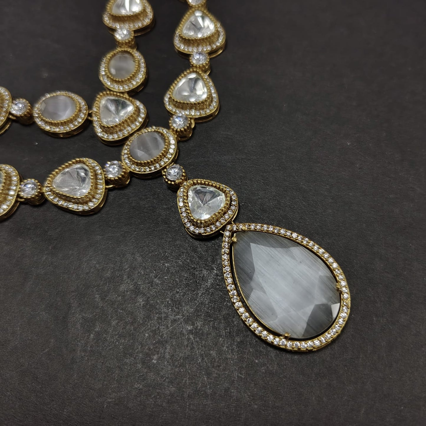 Premium Necklace 86