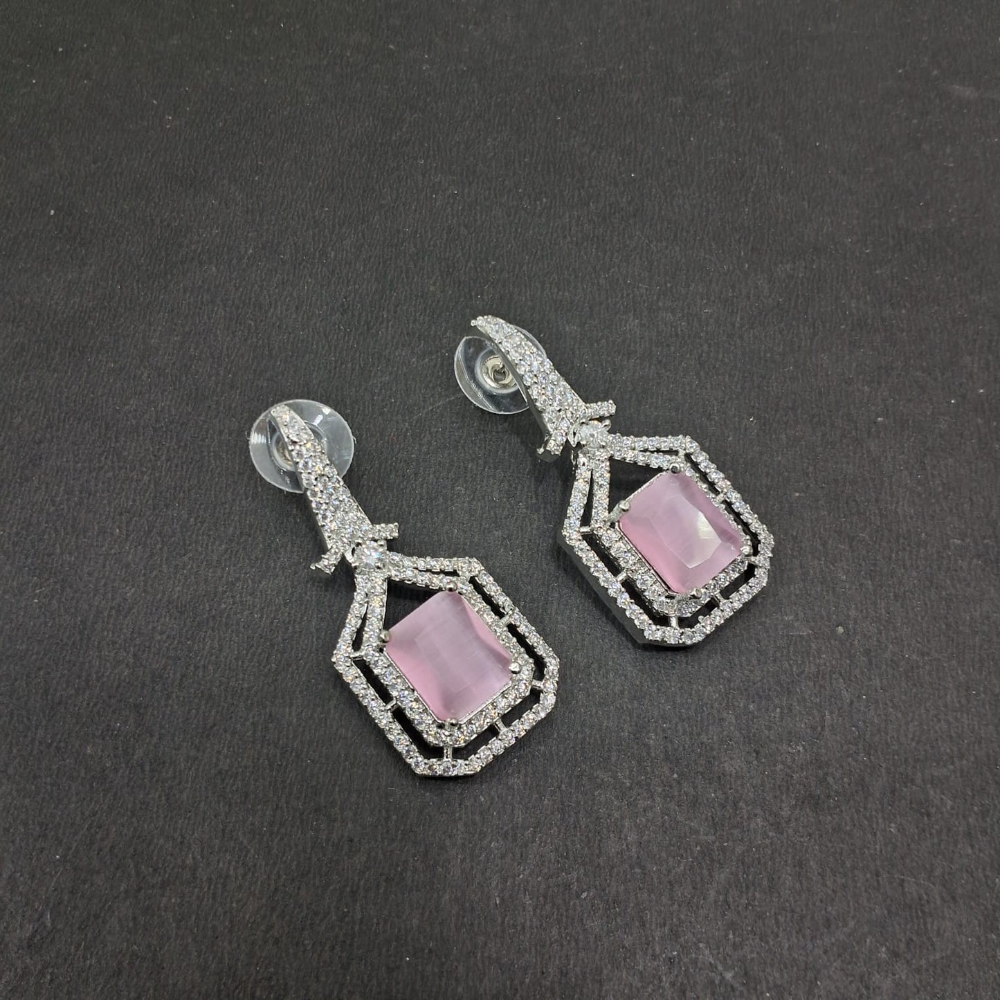 Ad Small Earring 01