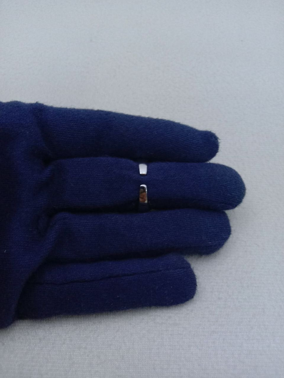 Ad Ring 43