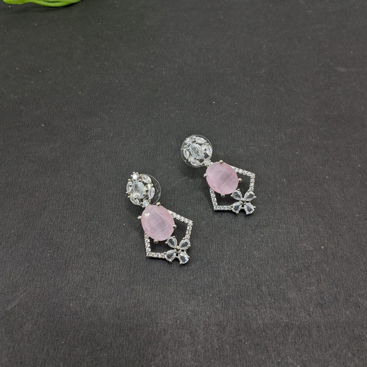 Ad Small Earring 28