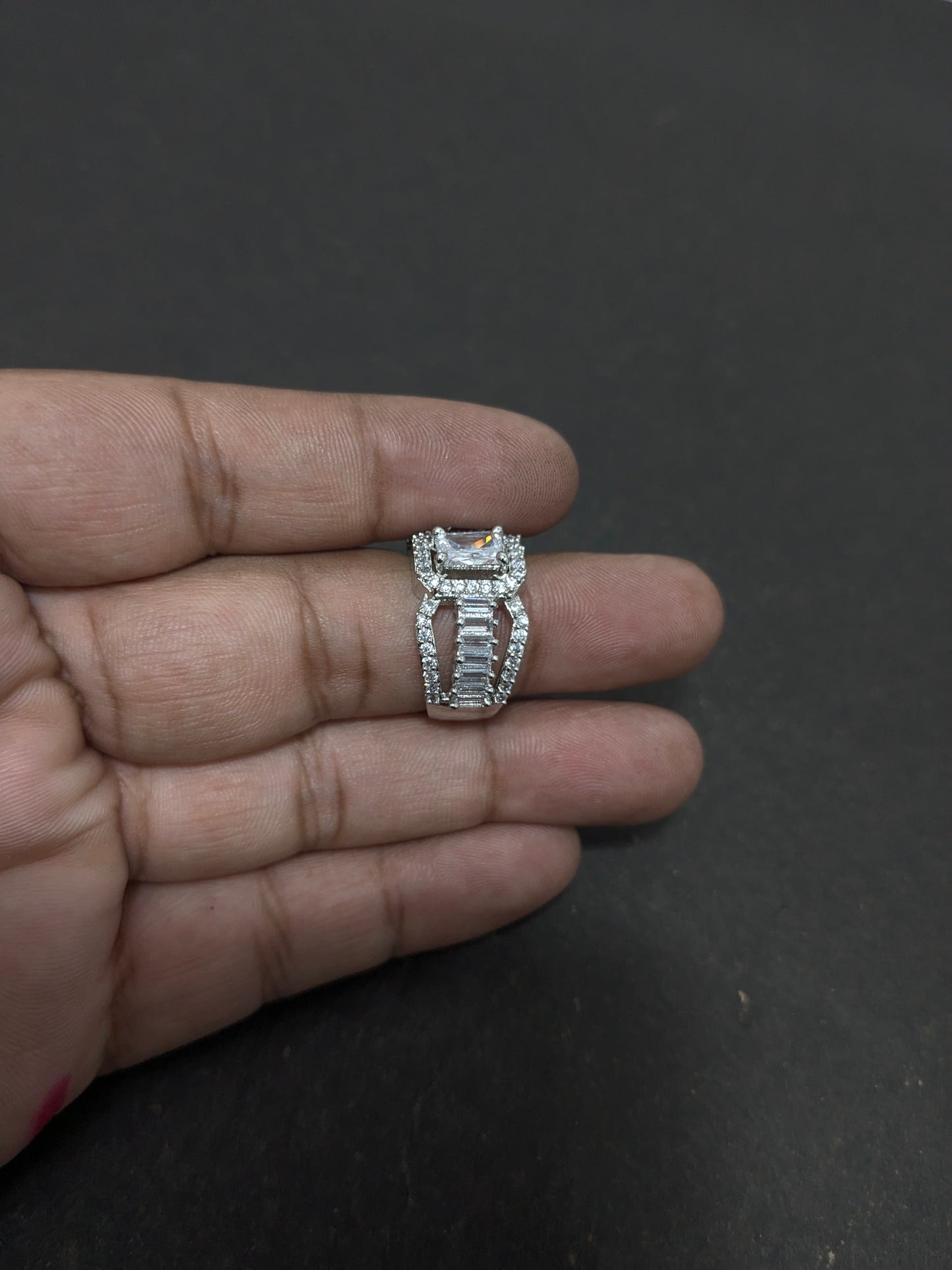 Ad Ring 23