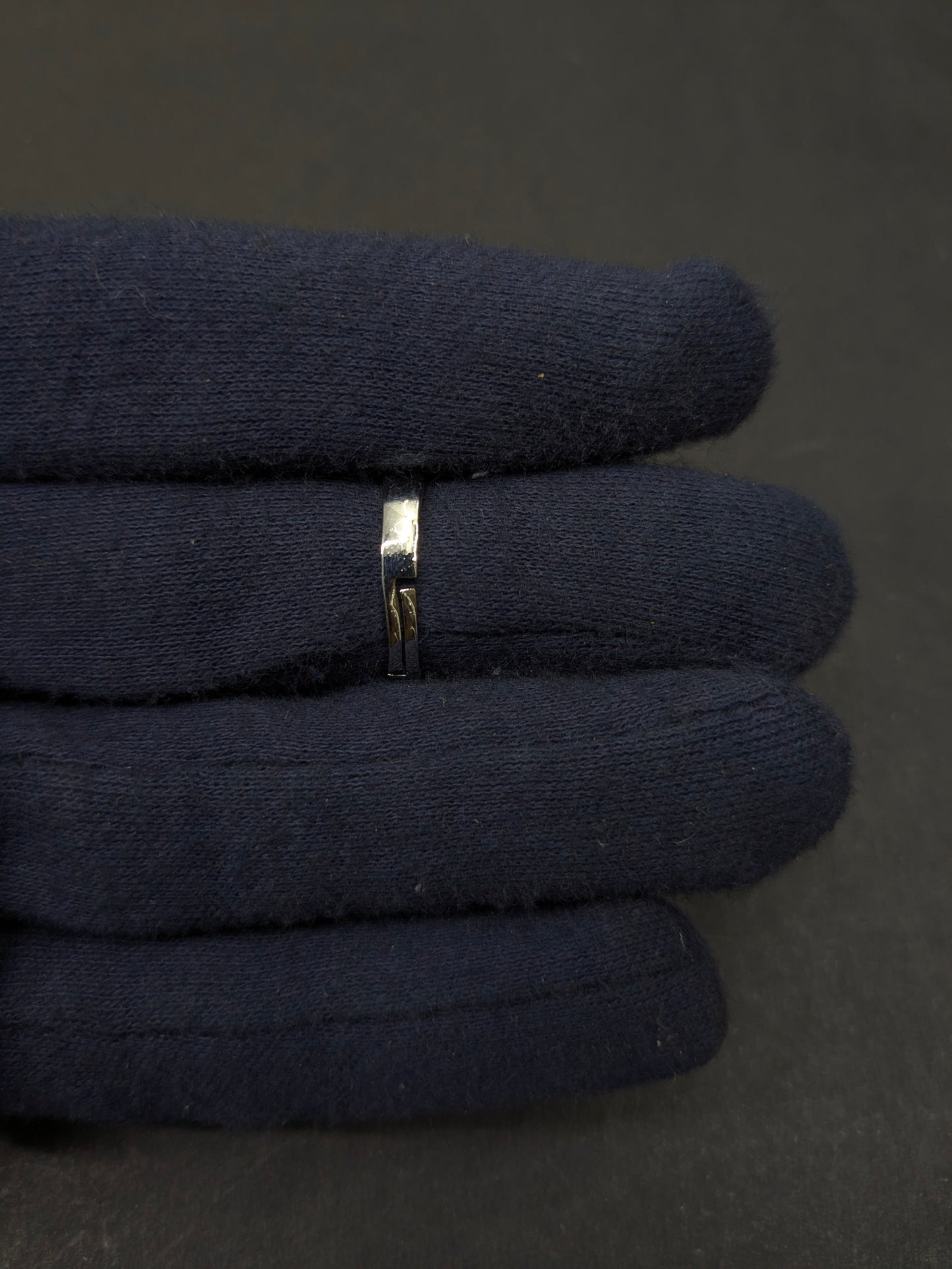Ad Ring 35