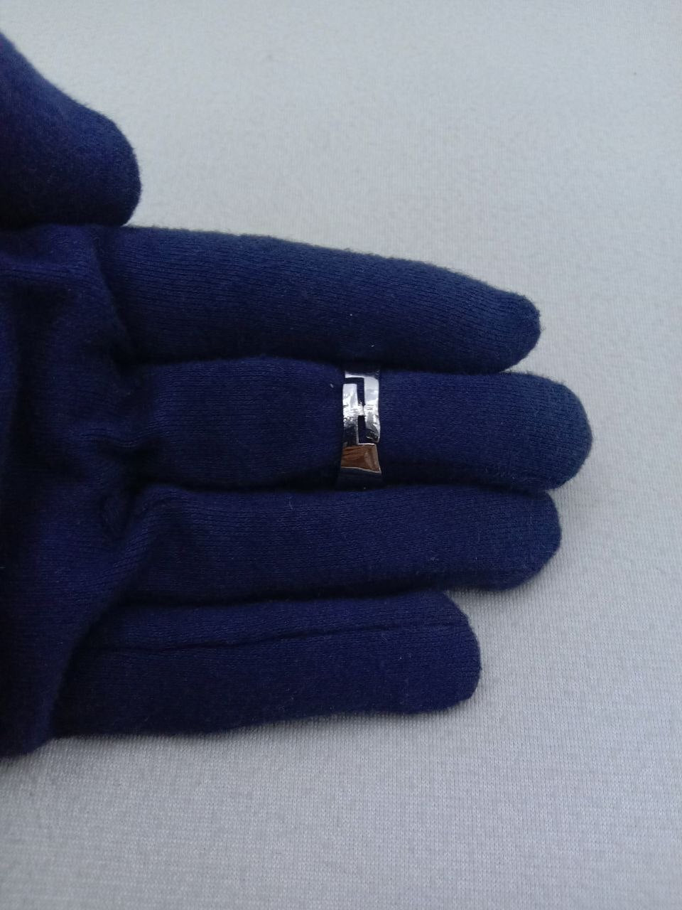Ad Ring 68