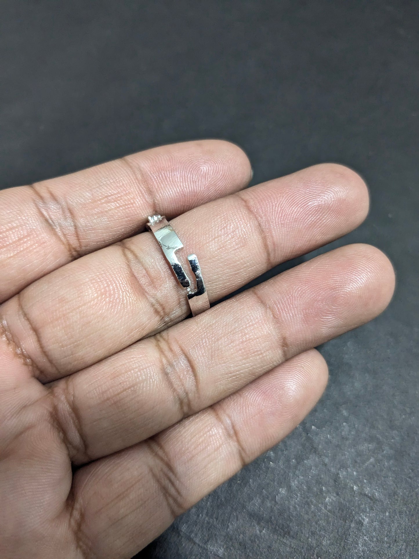 Ad Ring 62