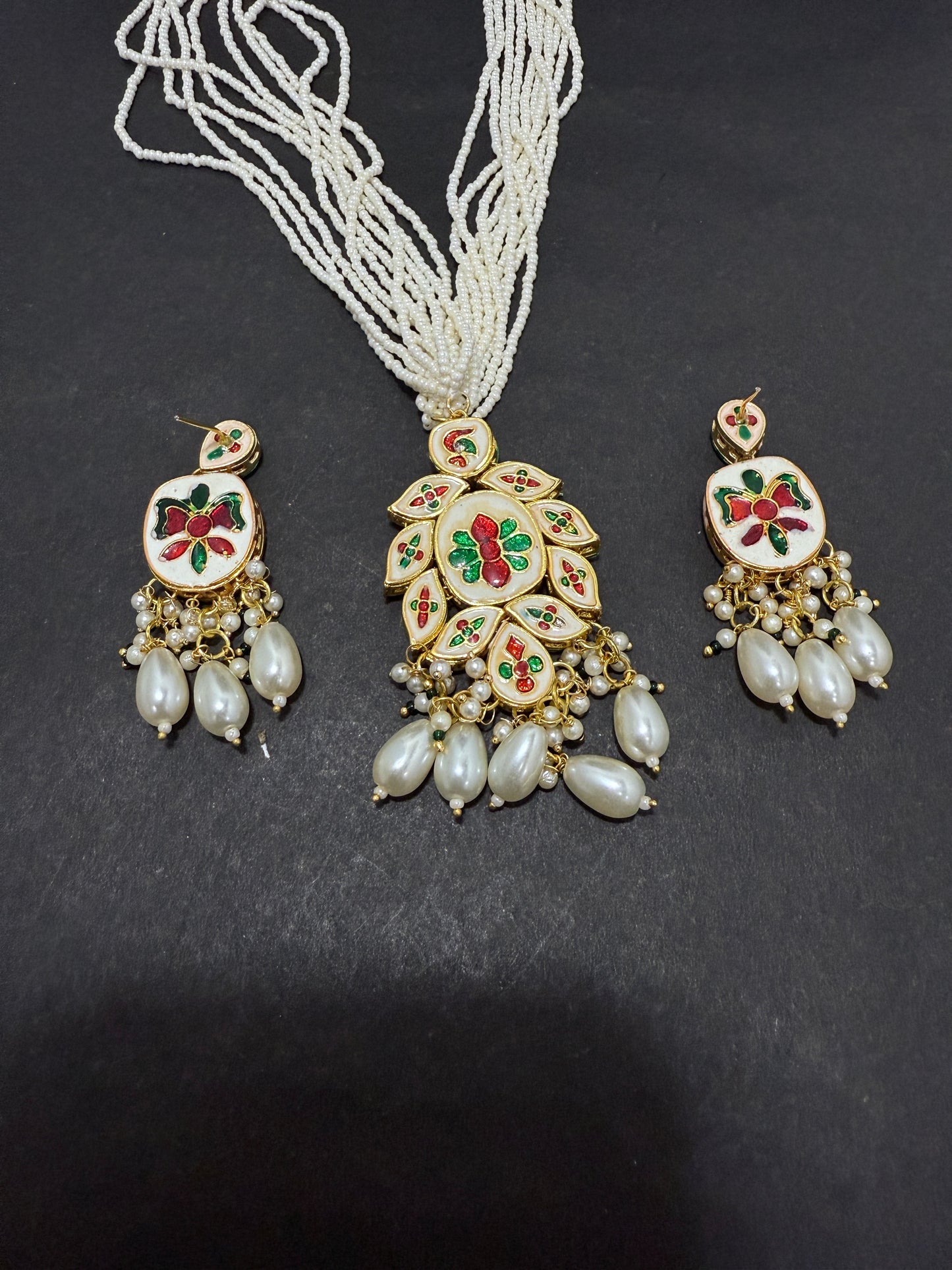 Kundan Pendent