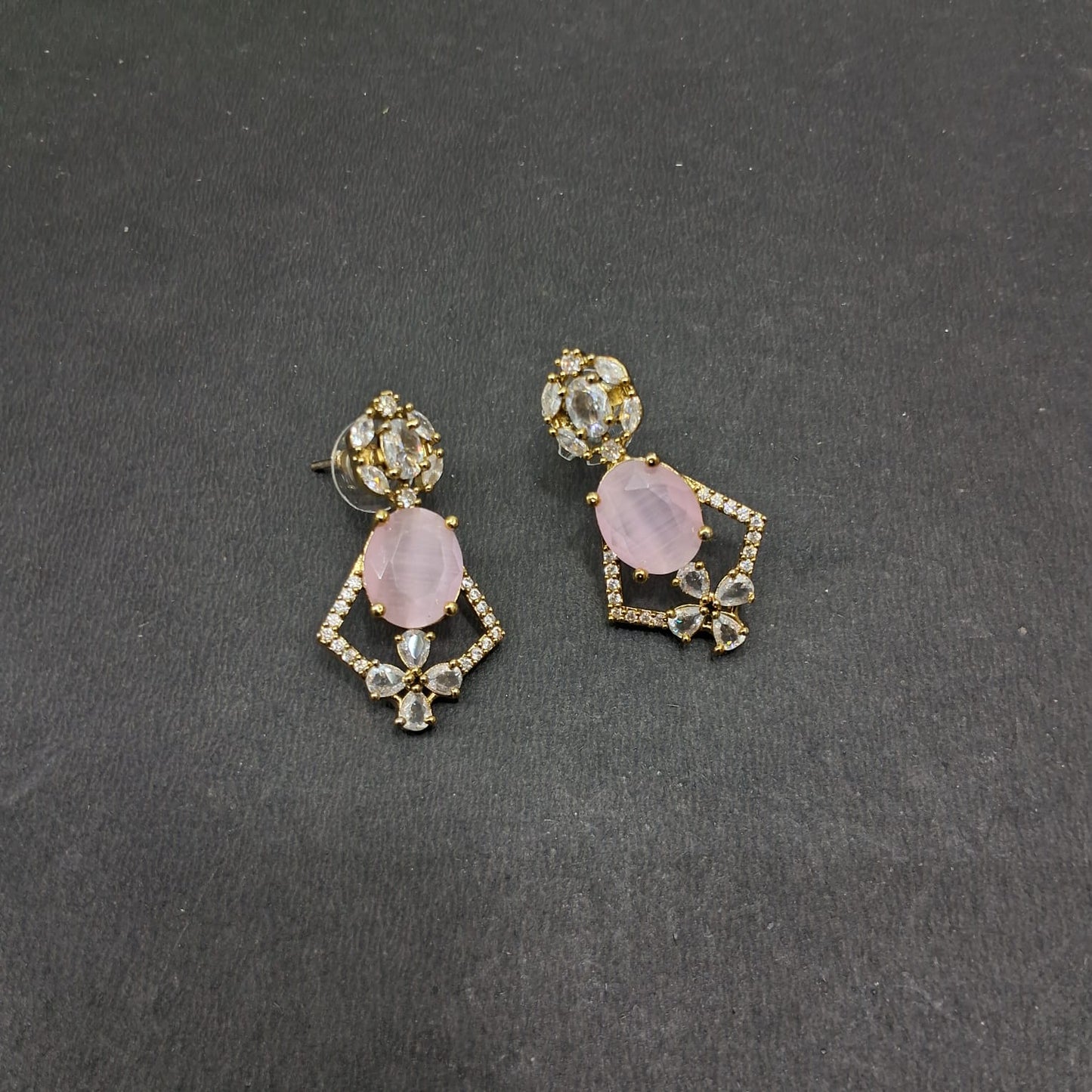Ad Small Earring 29