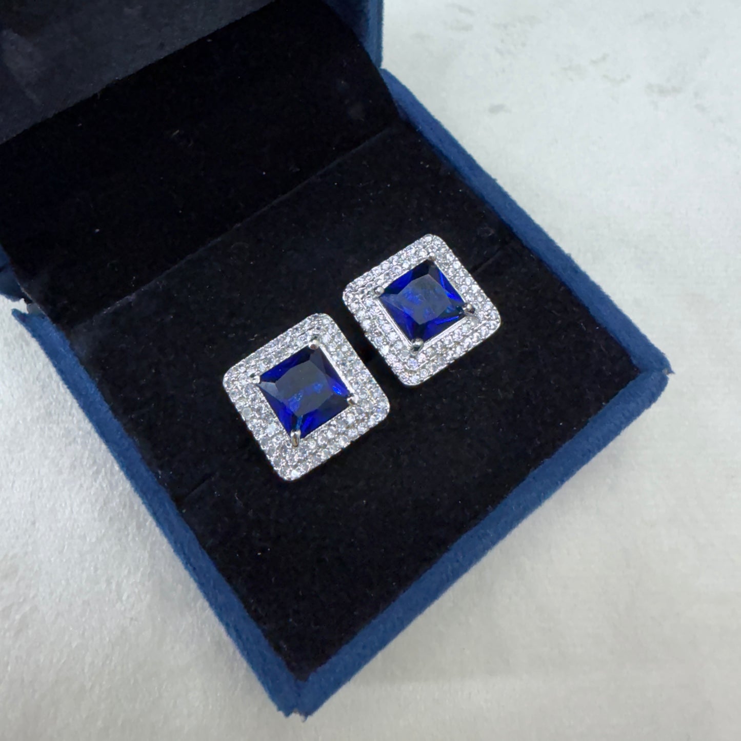 Ad Tops 03