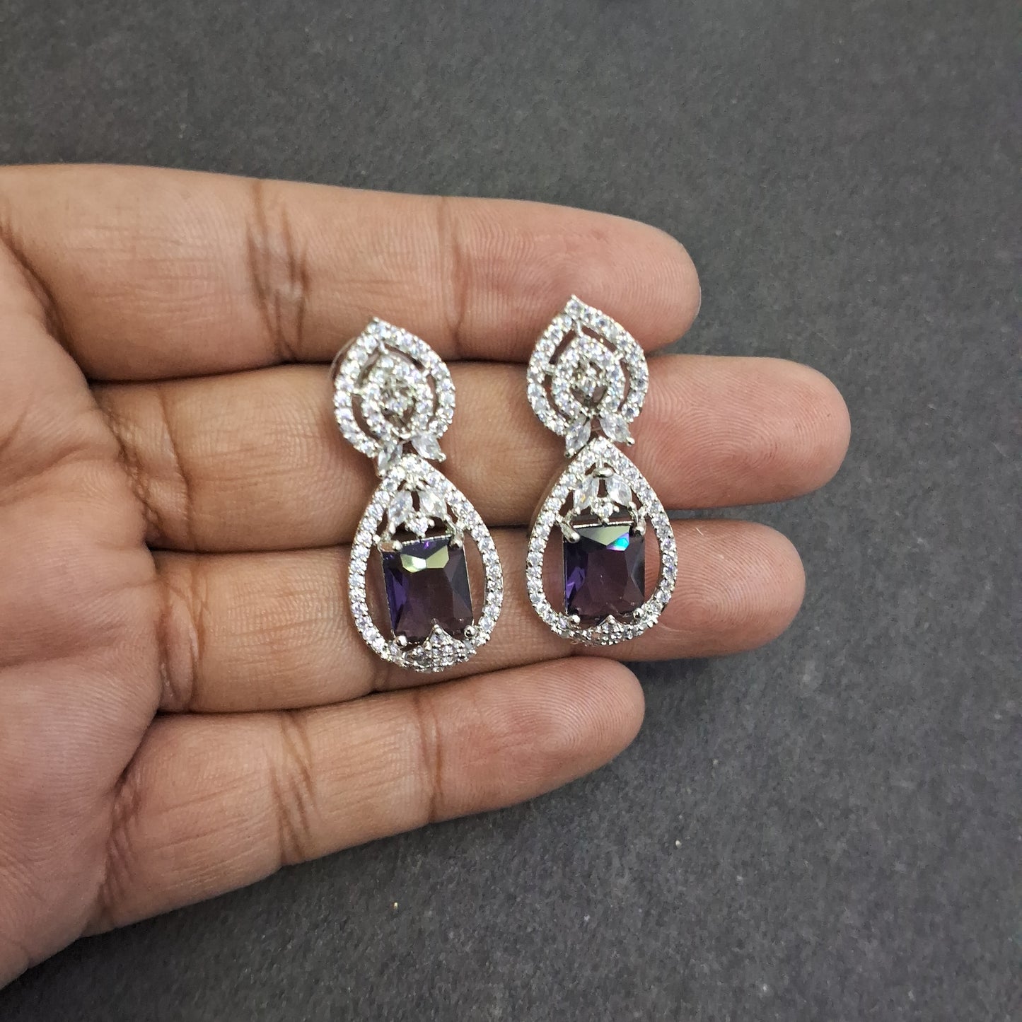 Ad Earring 85