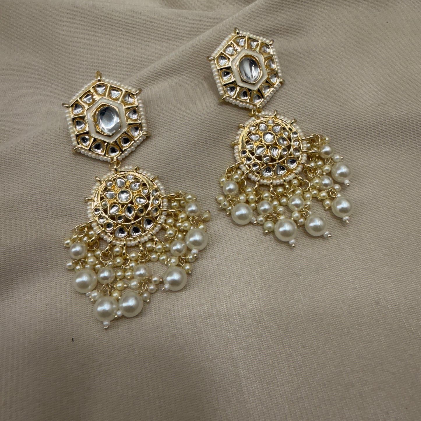 Earing 19
