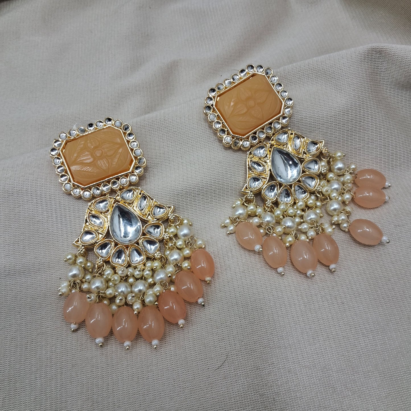 Earing 06