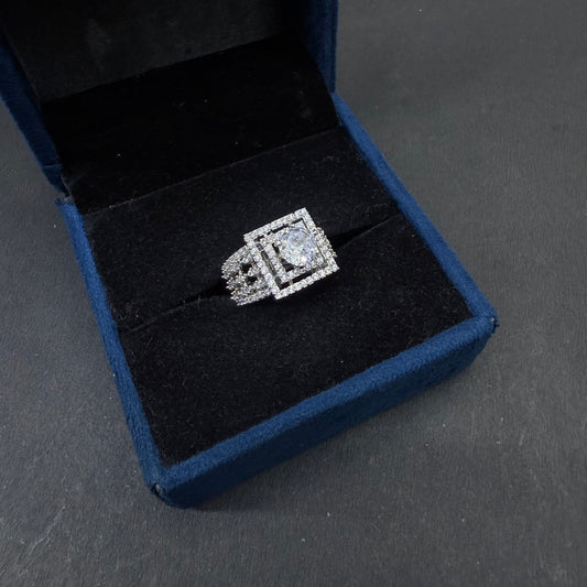 Ad Ring 28