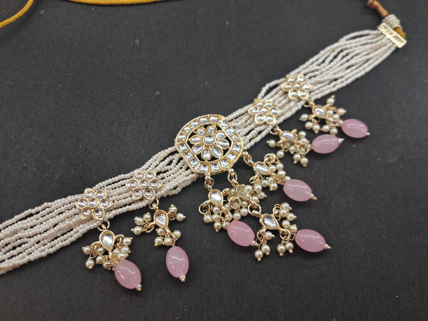 Kundan Choker 41