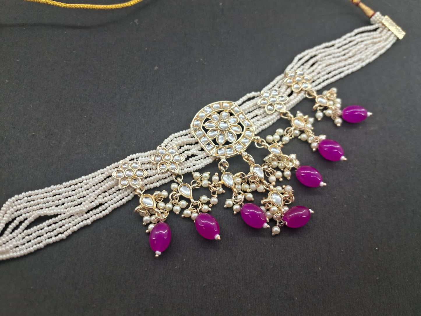 Kundan Choker 43