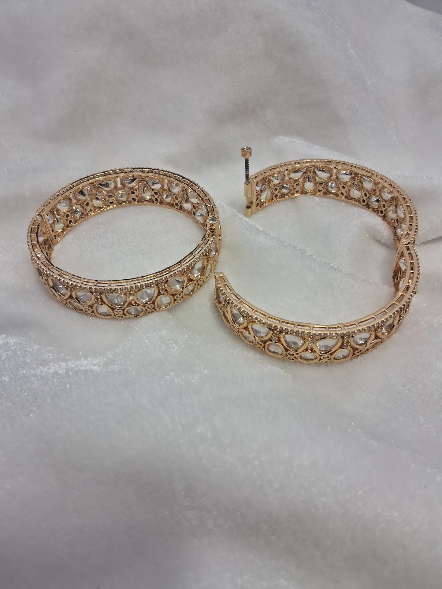 Premium Bangles 02