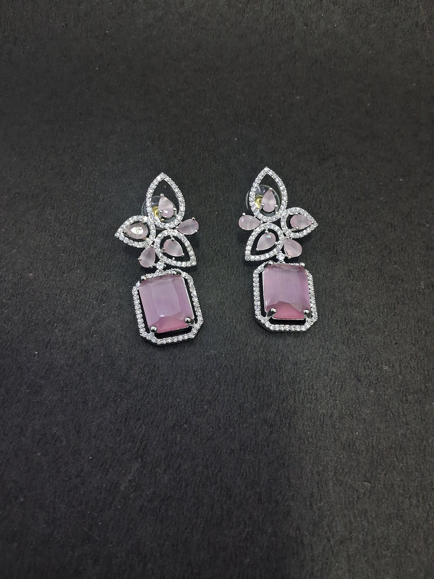 Ad Earring 159