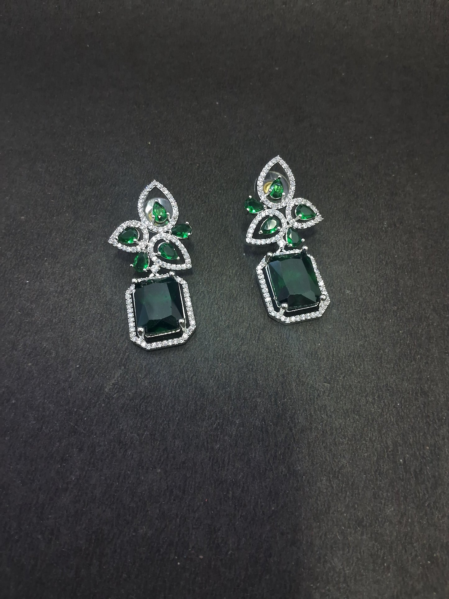 Ad Earring 159