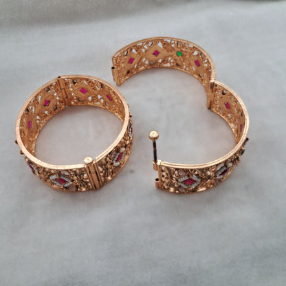 Gold look openable Bangles