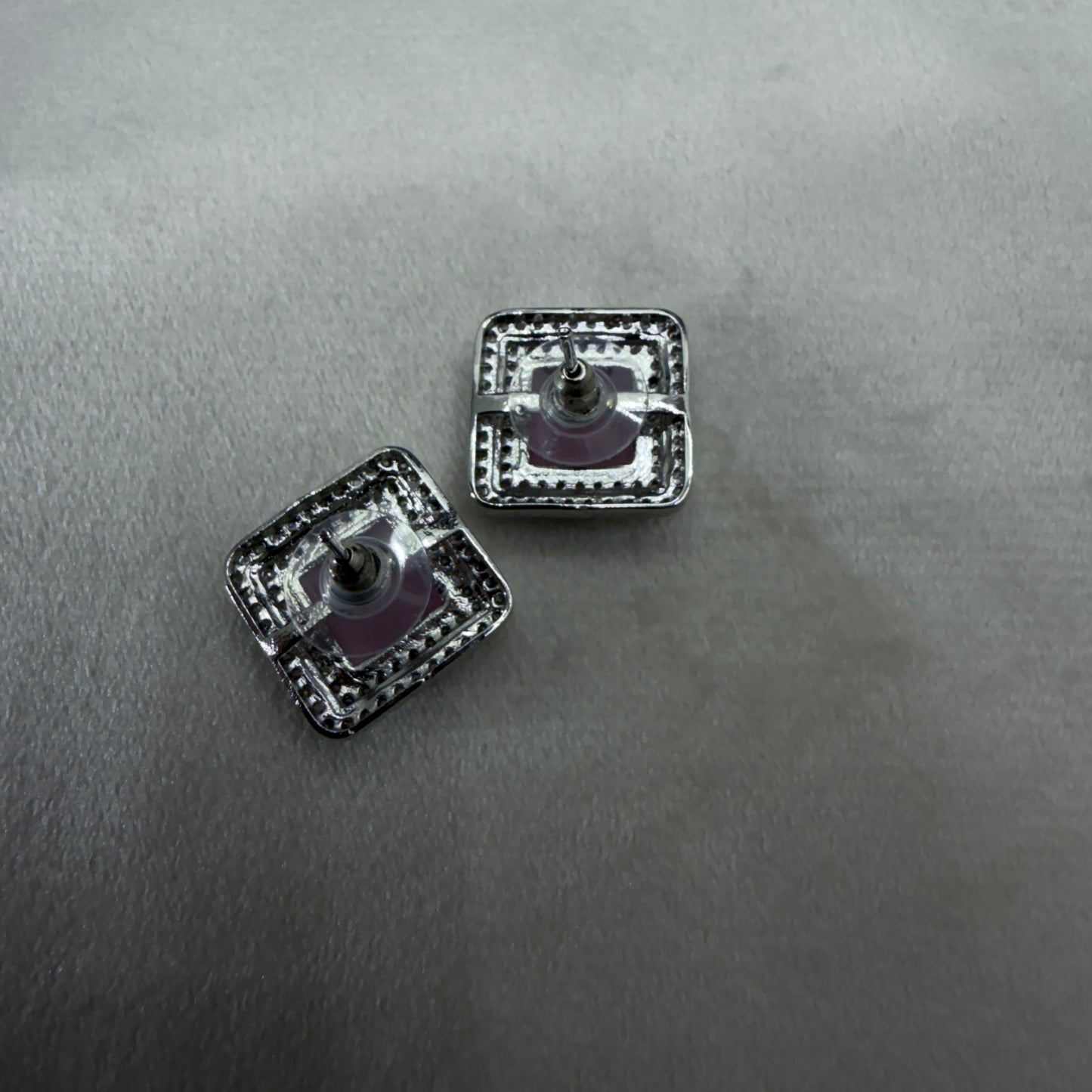 Ad Tops 05