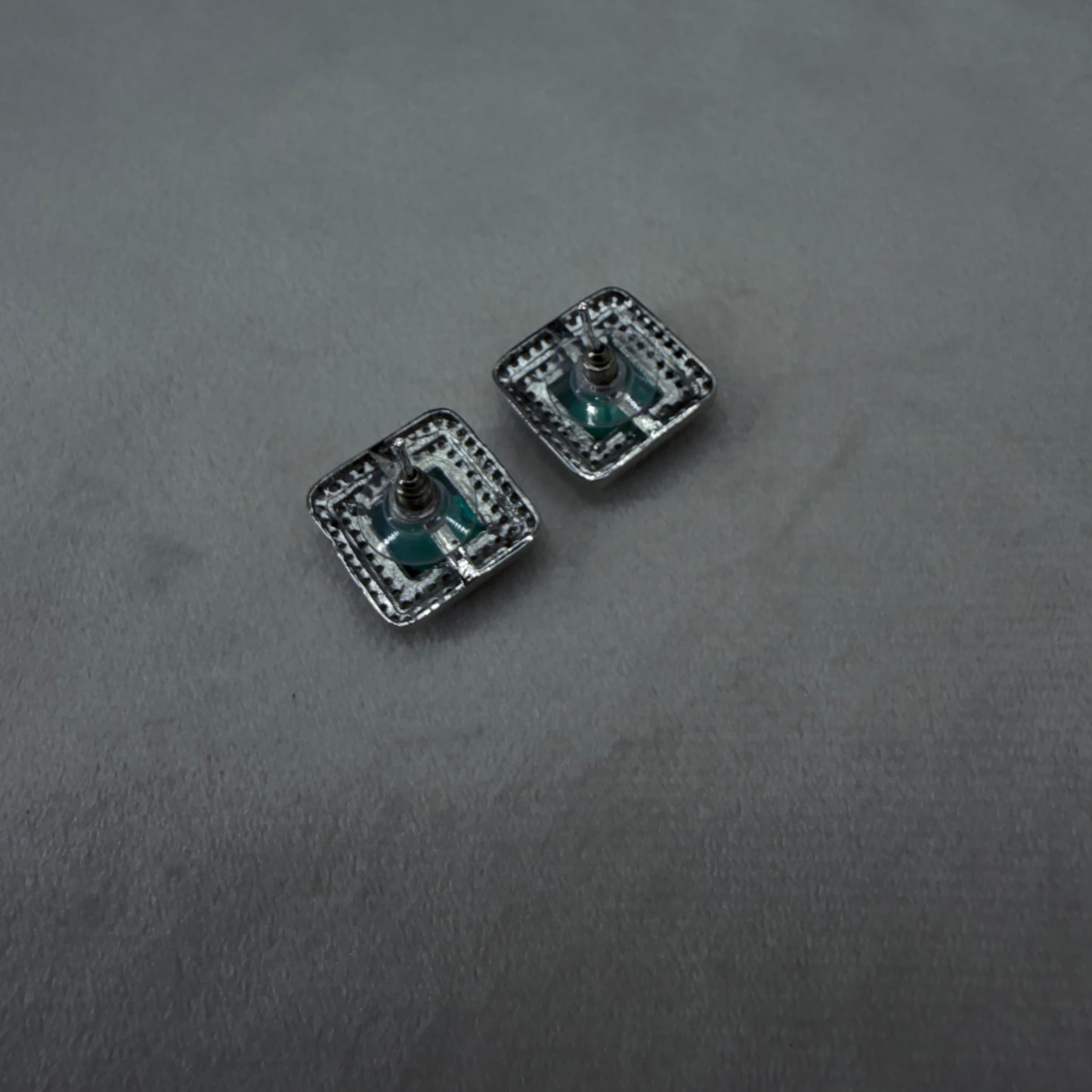 Ad Tops 01