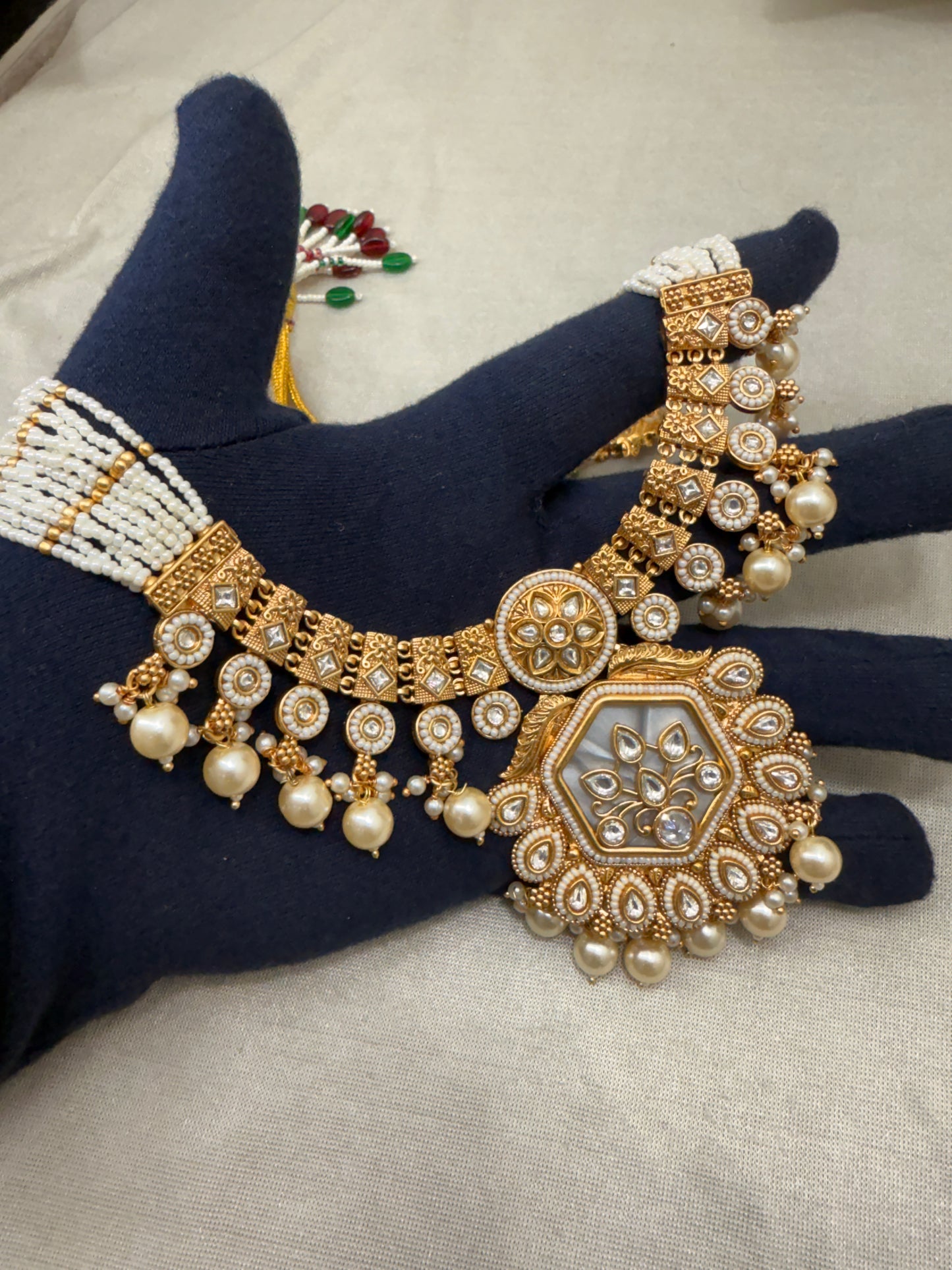 Heritage Premium Necklace