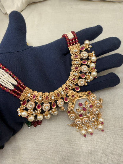 Heritage Premium Necklace