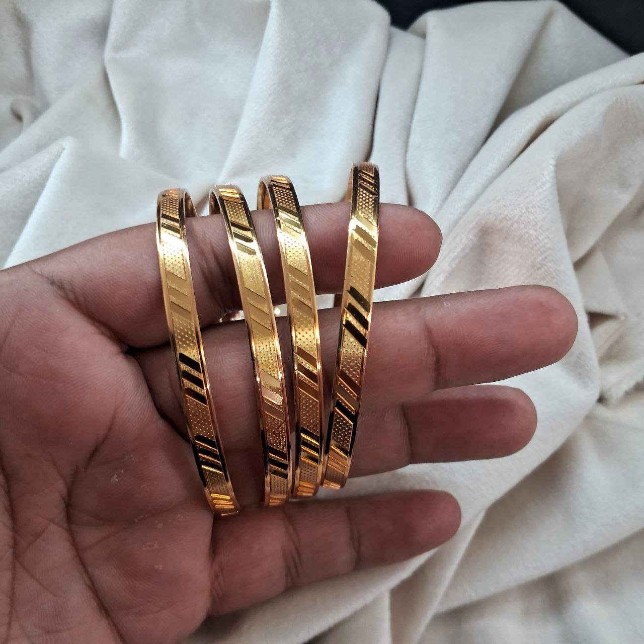 Bangle 01