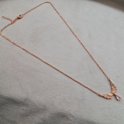 Gold Look Pendant 08