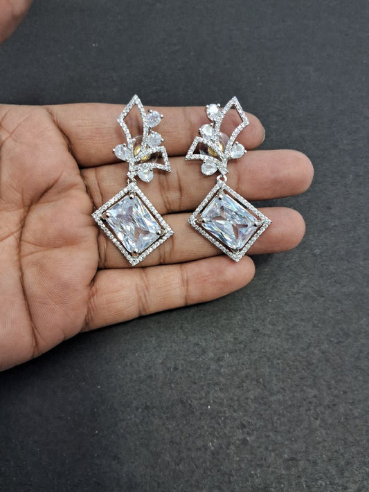 Ad Earring 36