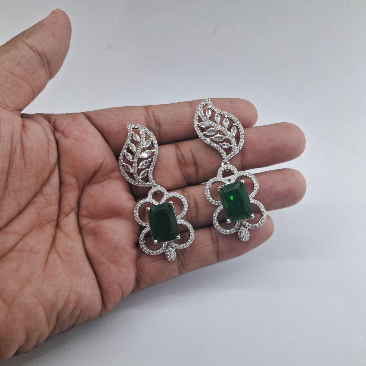 Ad Earring 157