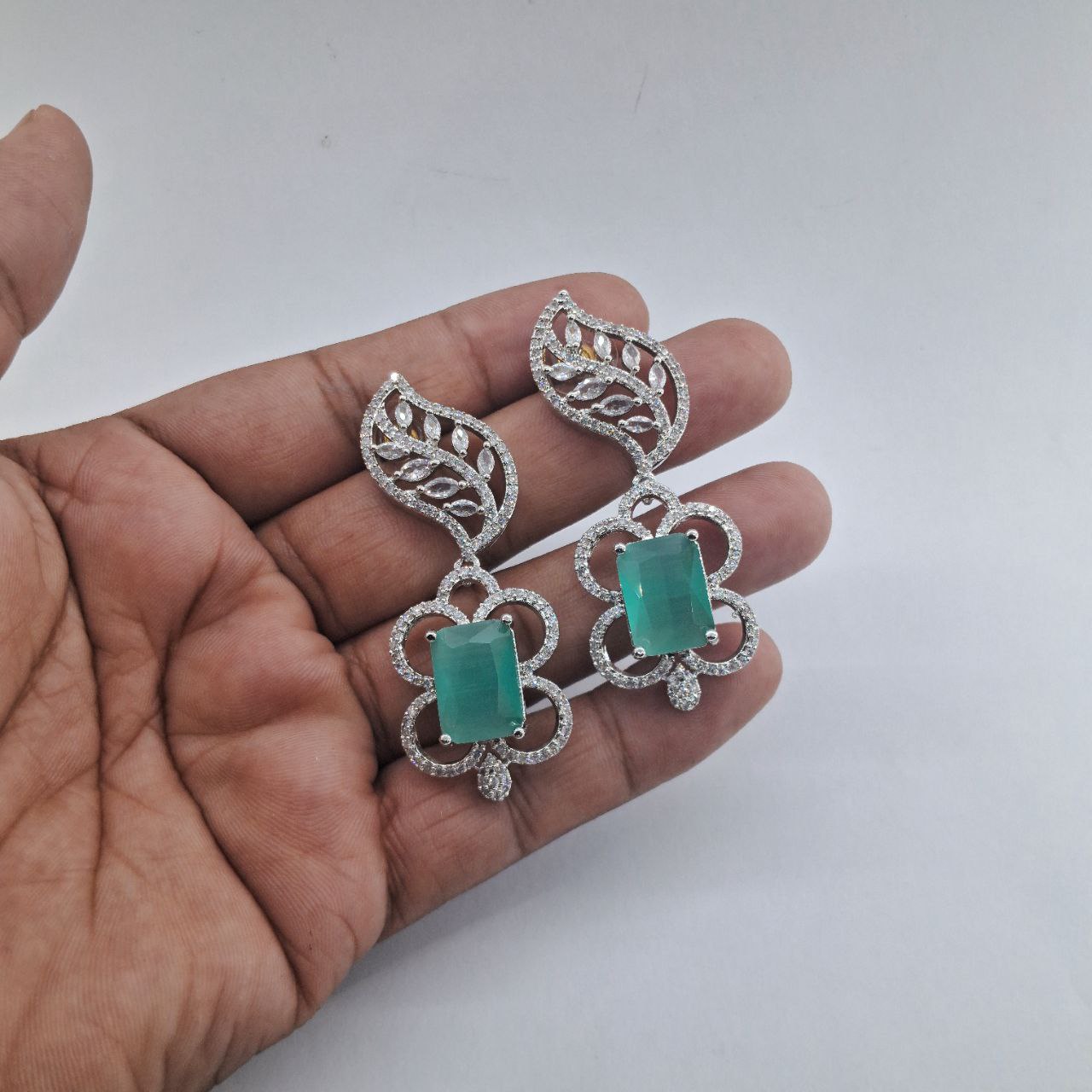 Ad Earring 157