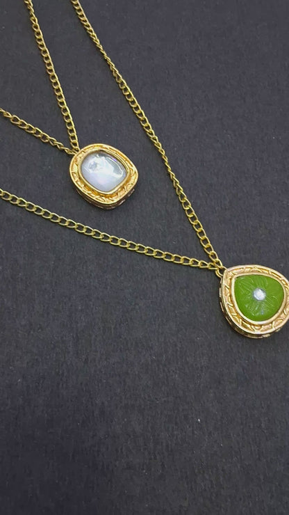 Pendent (Green white stone) Drop