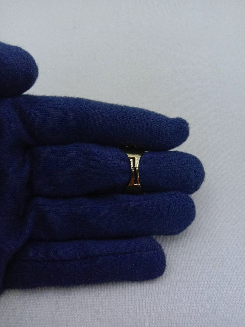 Ad Ring 25
