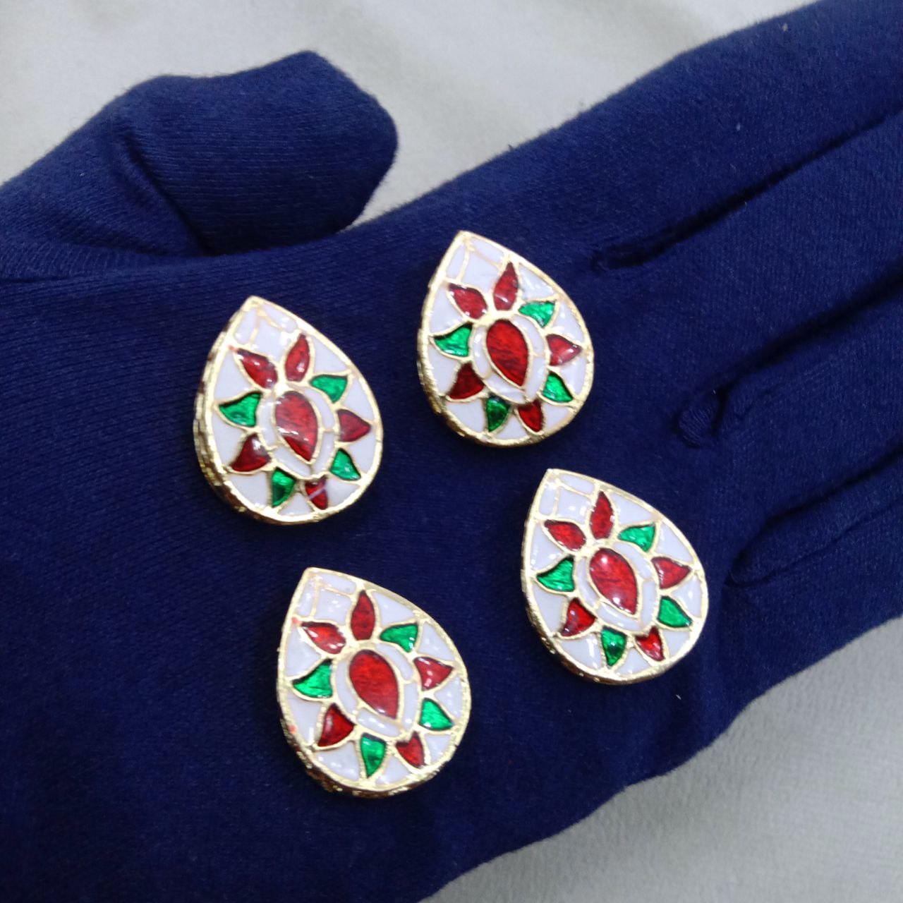 Kundan Drop Raw material