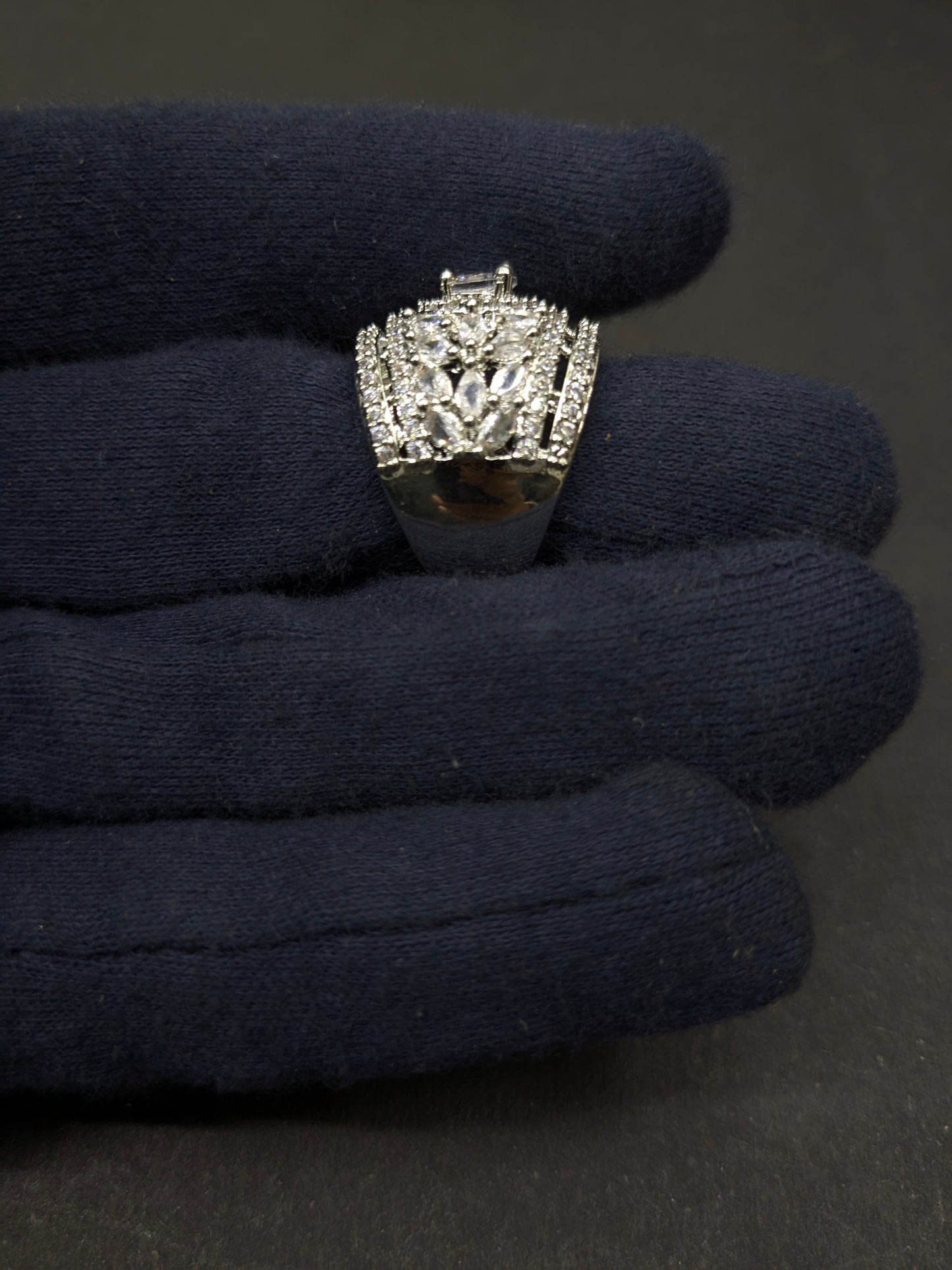 Ad Ring 67