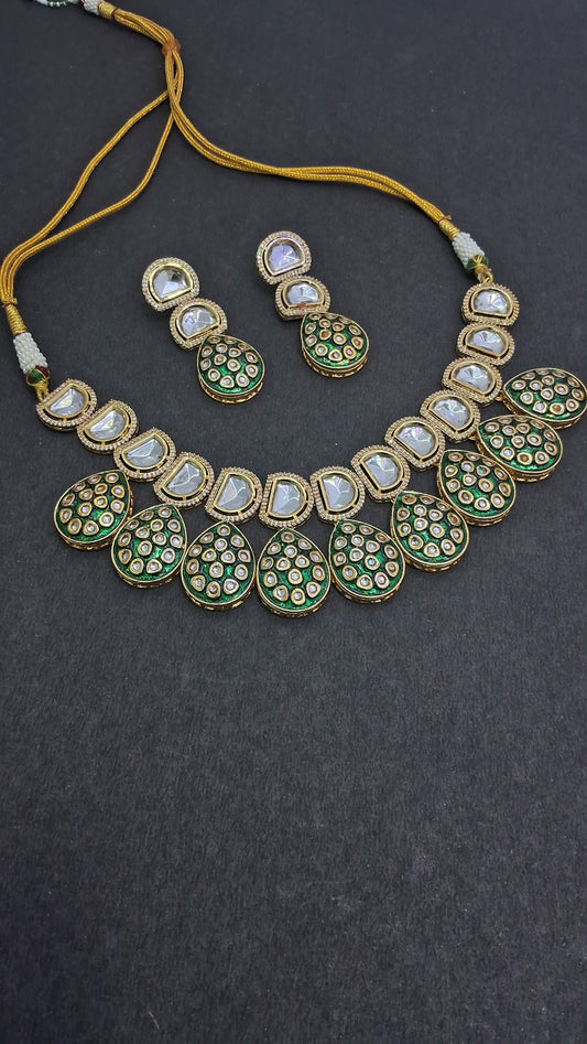 Nacklace ( D cut Drop kundan)