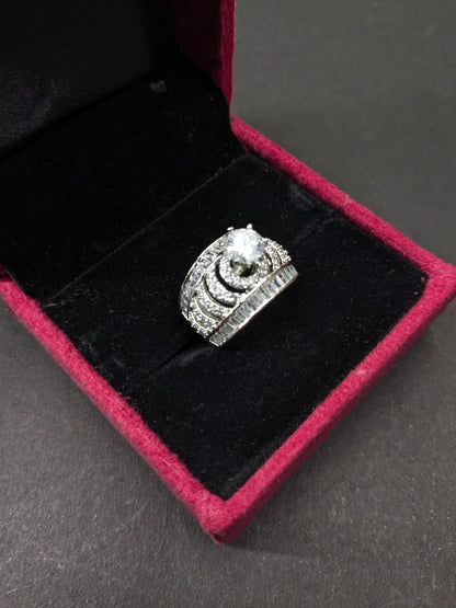 Ad ring 01