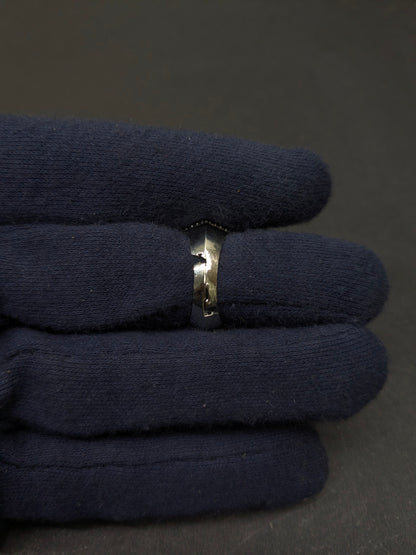 Ad Ring 69