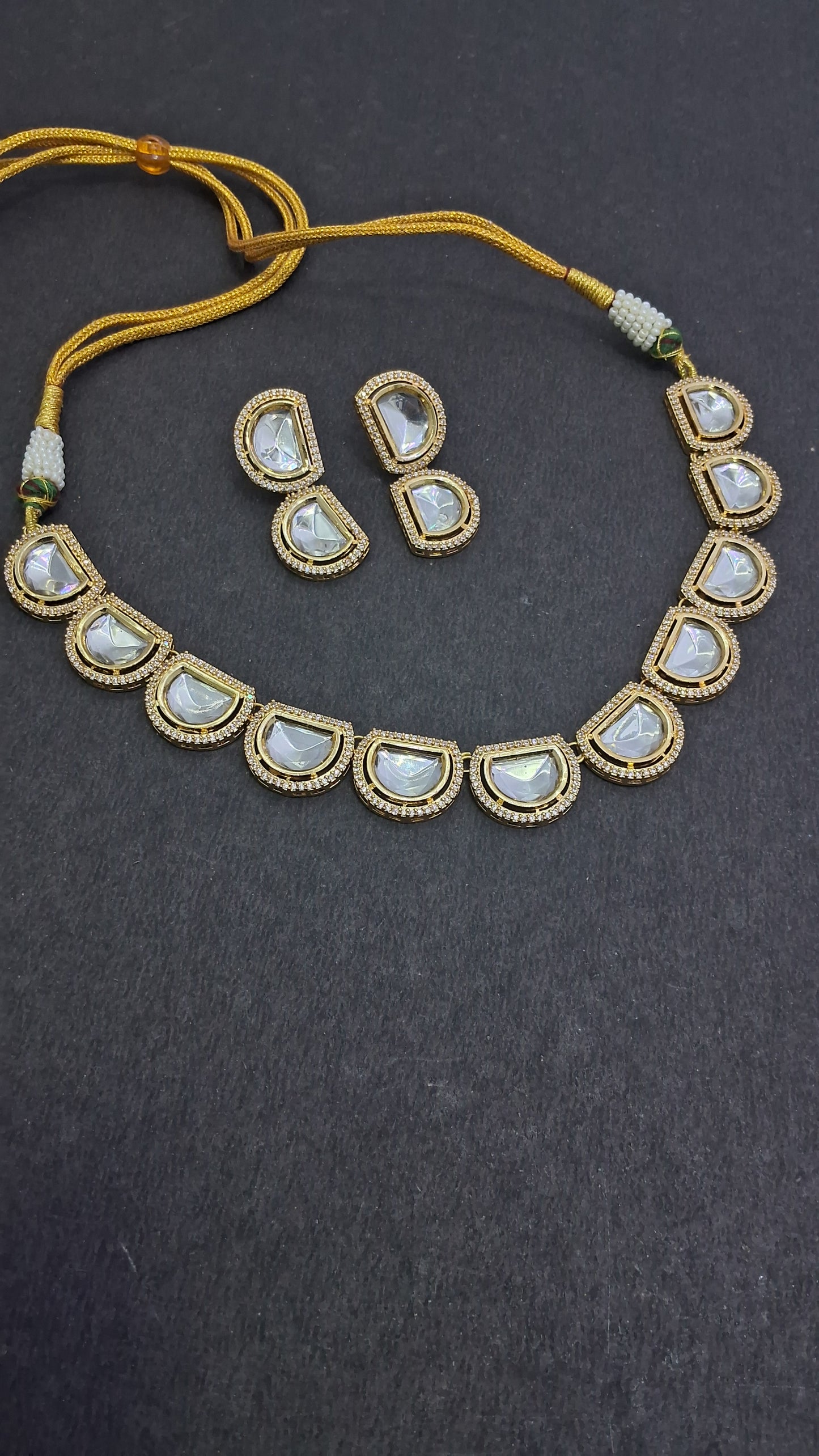 Nacklace (D cut High Quality Kundan)