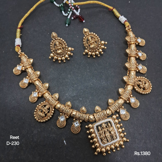 Gold Look Sets 09