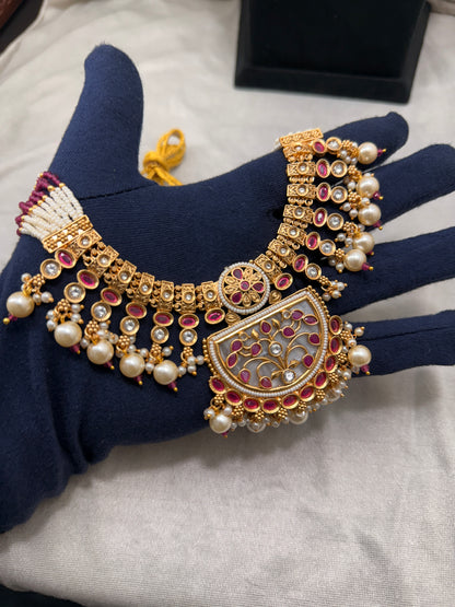 Heritage Premium Necklace
