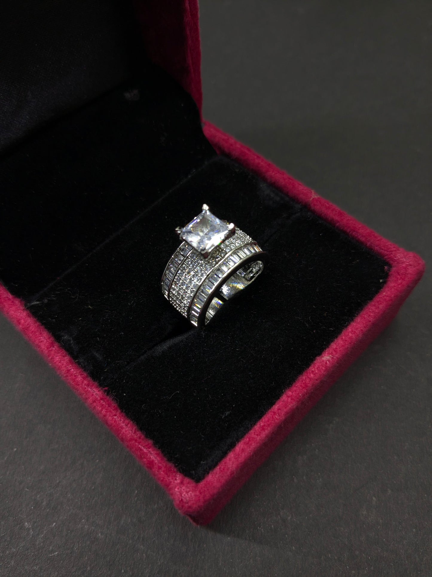 Ad Ring 16