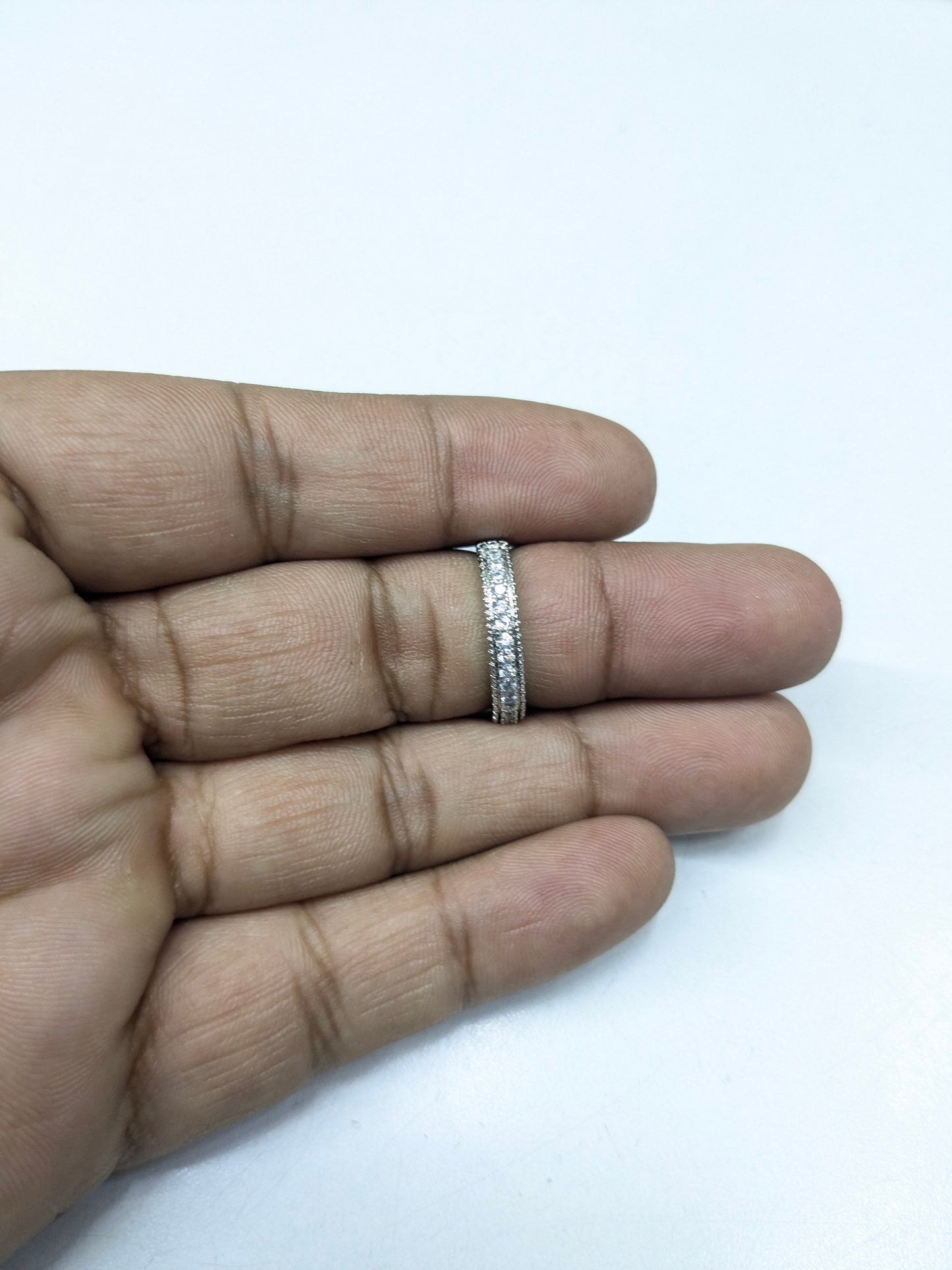 Ad Ring 13
