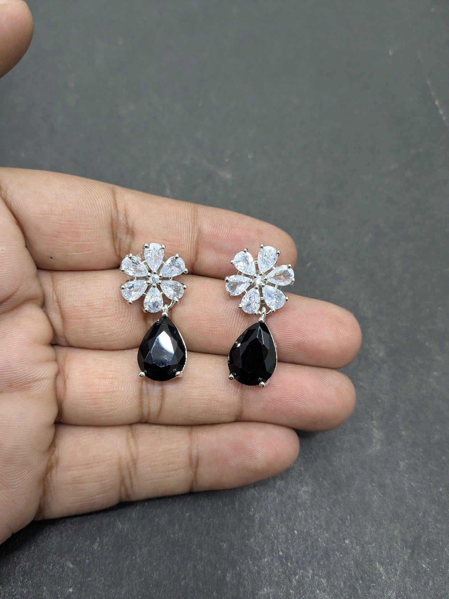 Ad Earring 42